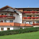 Zur Linde - Bayerischer Wald - Aktivcard Mit 154 Kostenfreien Leistungen - Kostenloser Parkplatz לוהברג