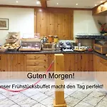 Garnihotel Zur Linde Hotel Lohberg