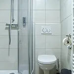 ホテル Zur Linde - Bayerischer Wald - Aktivcard Mit 154 Kostenfreien Leistungen - Kostenloser Parkplatz 3*