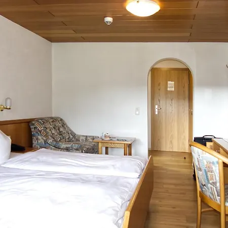Garnihotel Zur Linde - Bayerischer Wald - Aktivcard Mit 154 Kostenfreien Leistungen - Kostenloser Parkplatz Hotel
