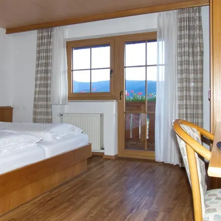 Garnihotel Zur Linde - Bayerischer Wald - Aktivcard Mit 154 Kostenfreien Leistungen - Kostenloser Parkplatz Hotel