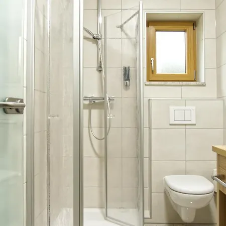 Hotel Garnihotel Zur Linde - Bayerischer Wald - Aktivcard Mit 154 Kostenfreien Leistungen - Kostenloser Parkplatz 3*