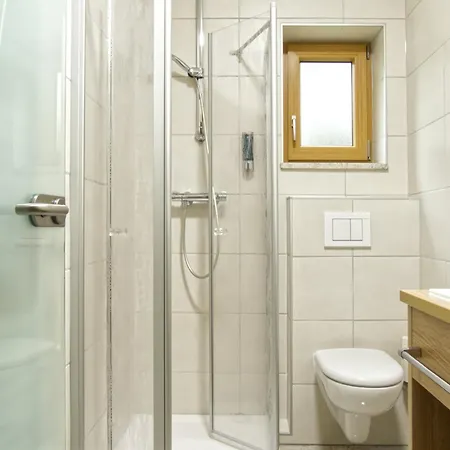 Garnihotel Zur Linde