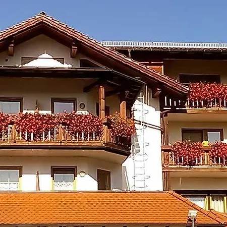 Hotel Garnihotel Zur Linde